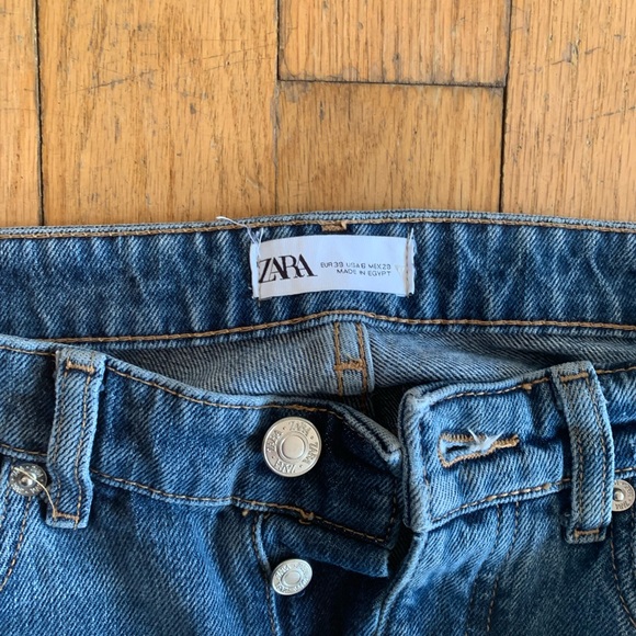 Straight Leg Zara Jeans - Picture 2 of 3